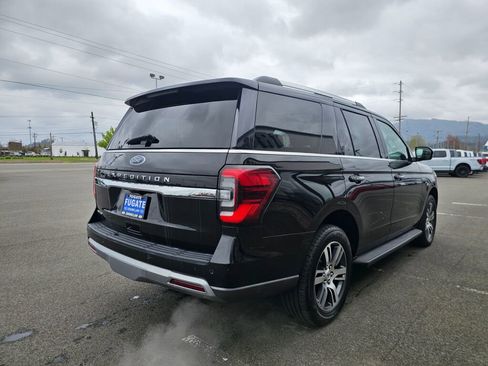 Used 2024 Ford Expedition Limited AWD/4WD image 6