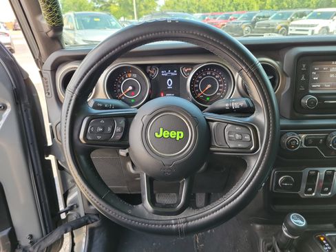 Used 2019 Jeep Wrangler Sport S image 18