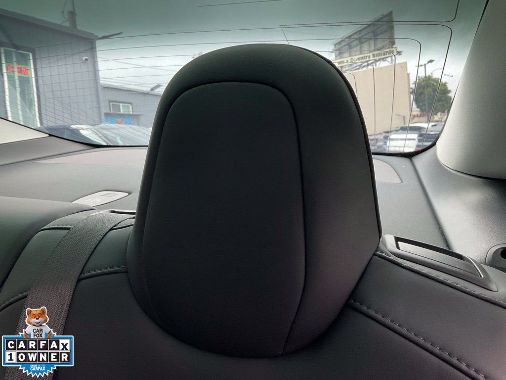 Used 2018 Tesla Model 3 Long Range RWD image 28