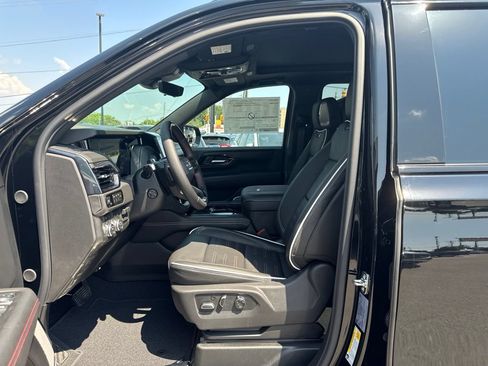 New 2026 GMC Yukon XL AT4 Ultimate AWD/4WD image 15