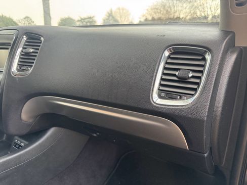 Used 2017 Dodge Durango SXT w/ 3rd Row Seating Group image 23