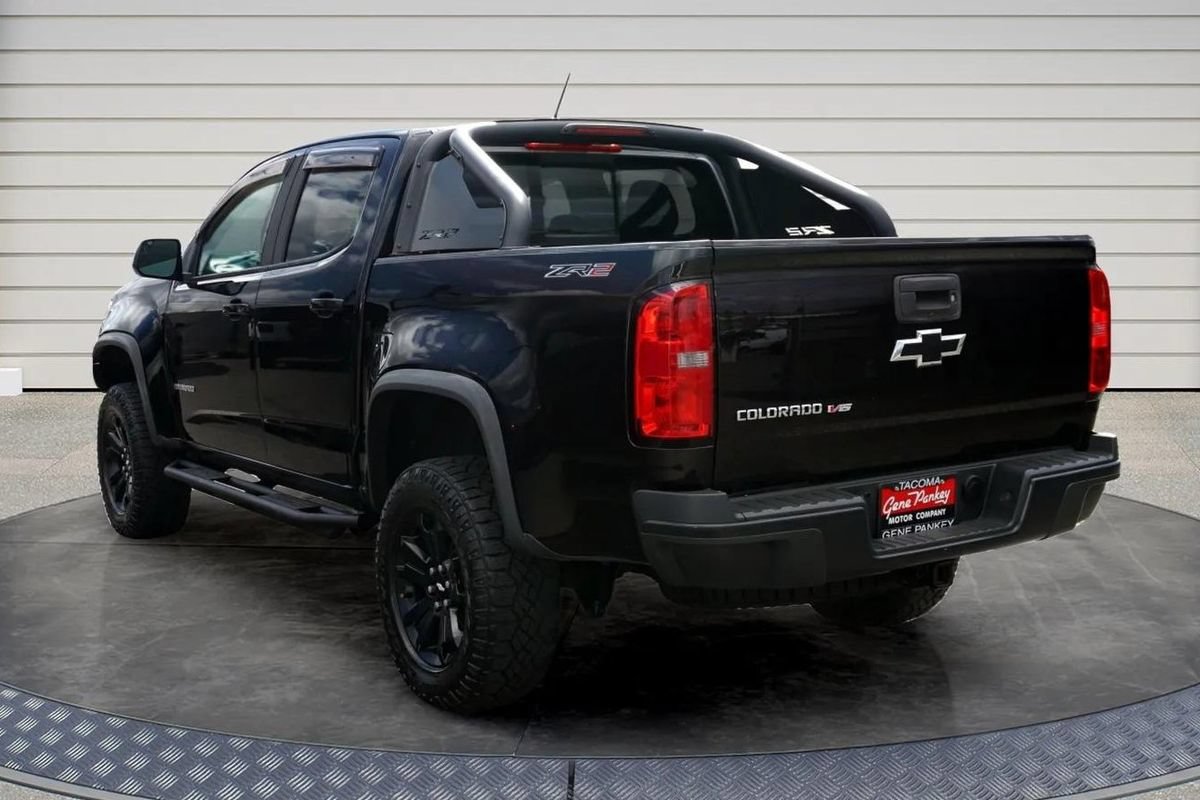 Used 2020 Chevrolet Colorado ZR2 w/ ZR2 Midnight Special Edition AWD/4WD image 5