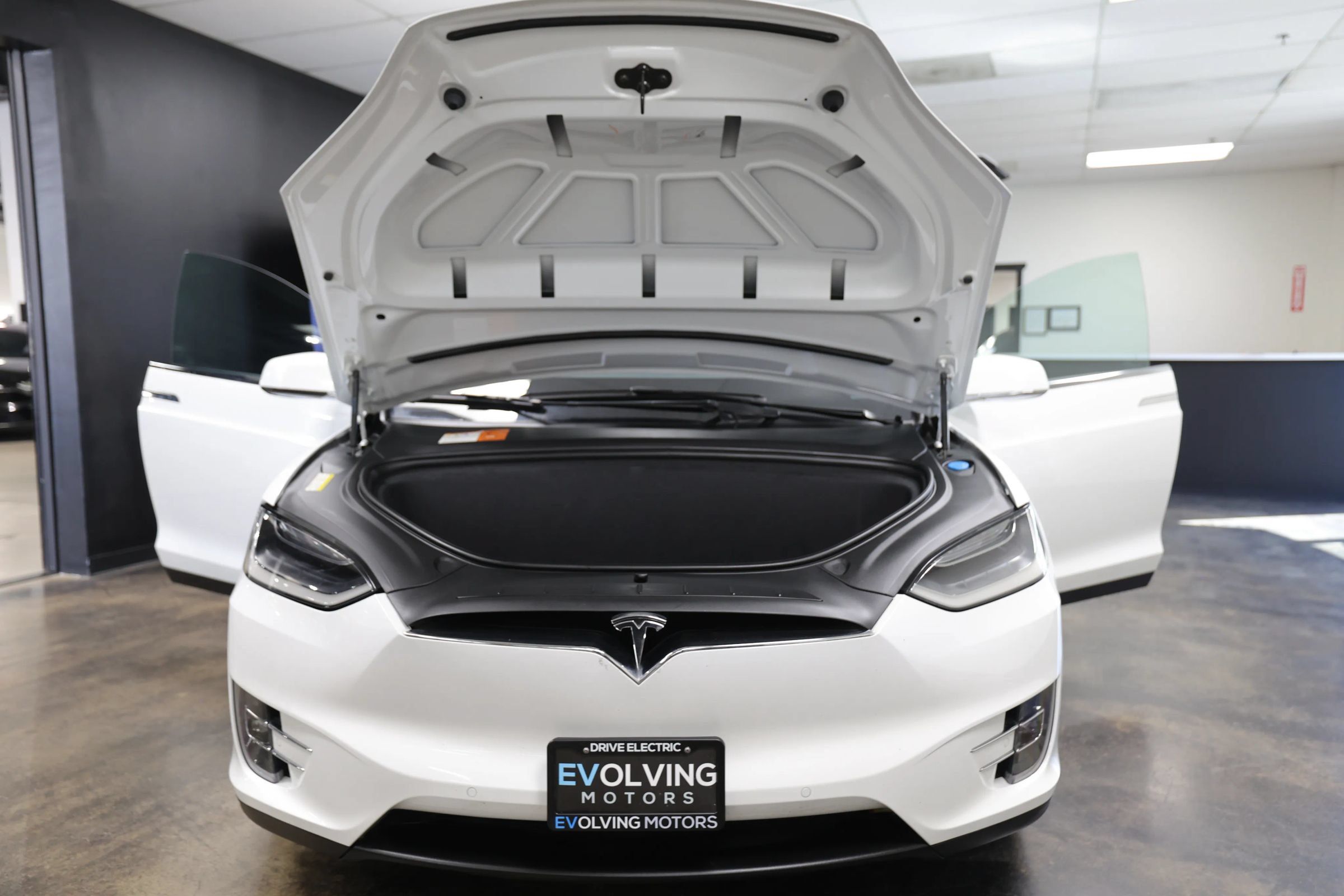 Used 2016 Tesla Model X Performance AWD/4WD image 52