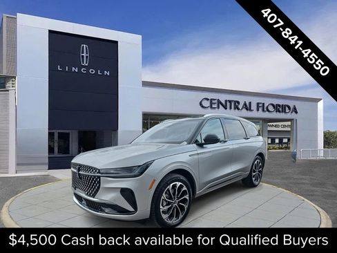 New 2026 Lincoln Nautilus Reserve image 7