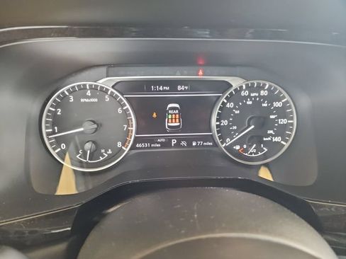 Used 2025 Nissan Pathfinder SV AWD/4WD image 16