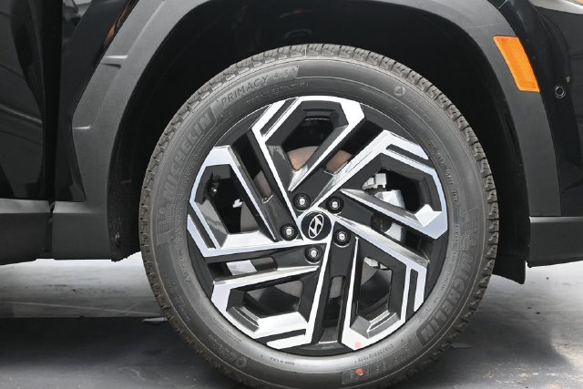 New 2026 Hyundai Tucson Limited AWD/4WD image 10