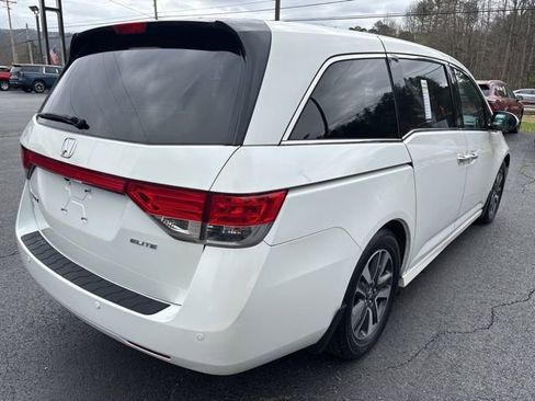 Used 2015 Honda Odyssey Touring Elite image 4