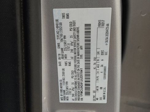 Used 2018 Ford Escape SE w/ Ford Safe & Smart Package AWD/4WD image 33