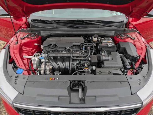 New 2025 Kia K4 GT-Line w/ GT-Line Premium Package FWD image 10