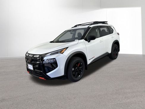 New 2026 Nissan Rogue Rock Creek image 2