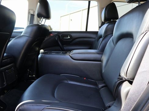 Used 2024 INFINITI QX80 Luxe image 19