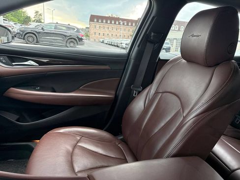 Used 2019 Buick LaCrosse Avenir w/ Driver Confidence Package II AWD/4WD image 28