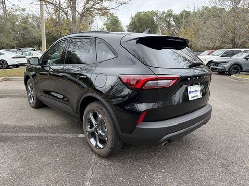 Used 2025 Ford Escape ST-Line image 4