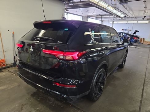 Used 2022 Mitsubishi Outlander SEL Black Edition AWD/4WD image 4