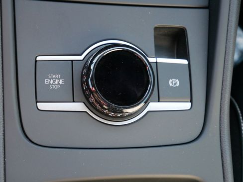 New 2026 Volkswagen Tiguan SE R-Line image 9