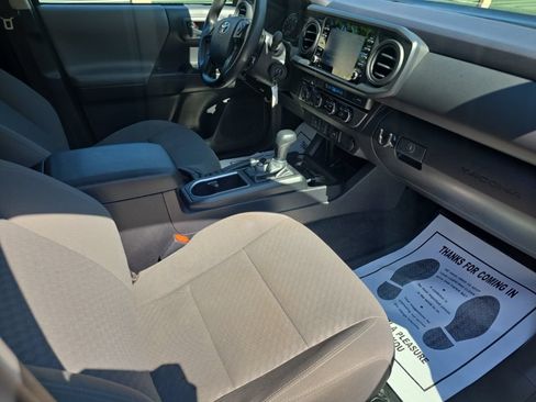 Certified 2023 Toyota Tacoma SR AWD/4WD image 17