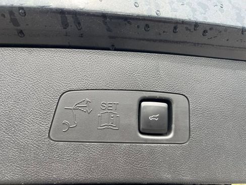 Used 2022 Lincoln Corsair Grand Touring w/ Elements Technology Bundle image 10