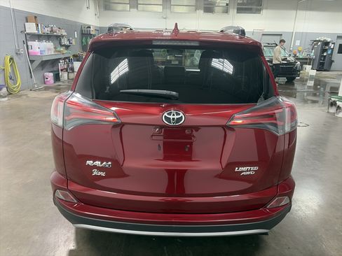 Used 2018 Toyota RAV4 Limited w/ Protection Package AWD/4WD image 4