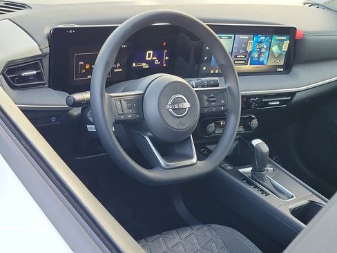 New 2026 Nissan Kicks SV image 4