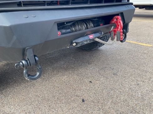 Used 2023 Toyota Tacoma TRD Off-Road w/ Advanced Technology Package image 4