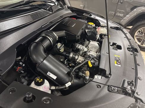 Used 2023 Jeep Compass Latitude image 38