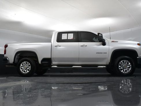 Used 2024 Chevrolet Silverado 3500 LT w/ Z71 Off-Road Package image 32