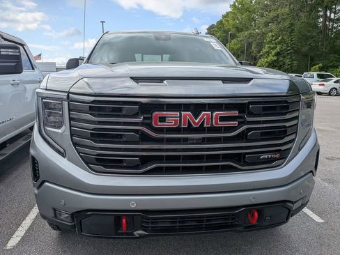 Used 2024 GMC Sierra 1500 AT4 w/ Technology Package AWD/4WD image 14