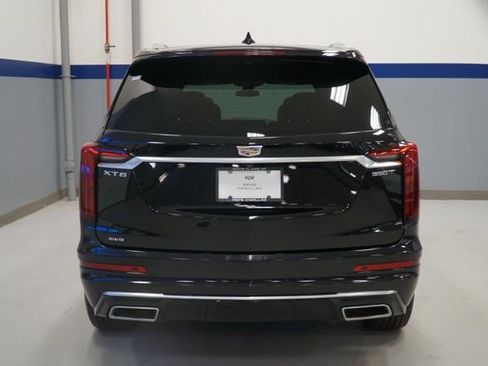 Certified 2024 Cadillac XT6 Luxury w/ LPO, Floor Liner Package AWD/4WD image 5