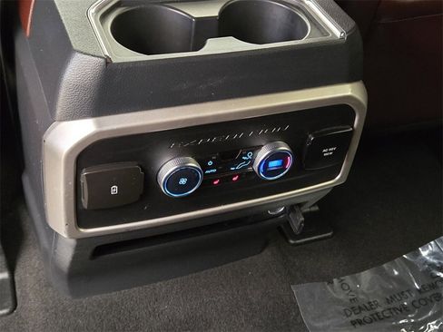 Used 2024 Ford Expedition Max Limited image 22