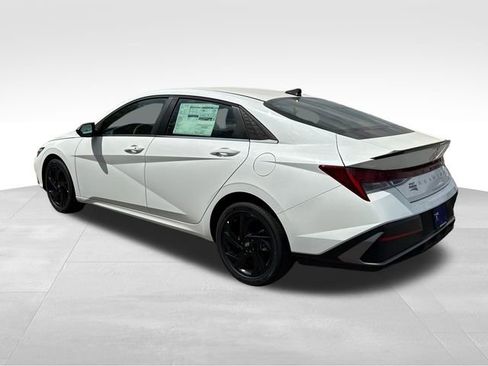 New 2026 Hyundai Elantra SEL Sport Premium FWD image 3