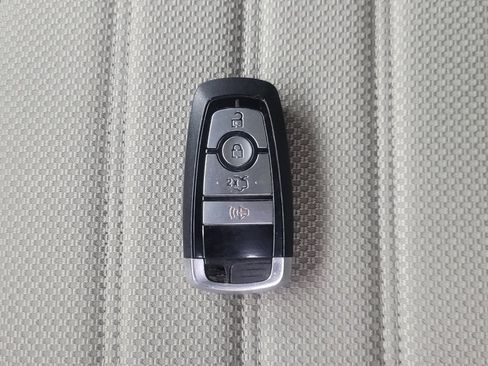 Used 2020 Ford Fusion S FWD image 32