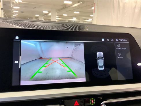 Used 2019 BMW 330i xDrive Sedan w/ Convenience Package image 26