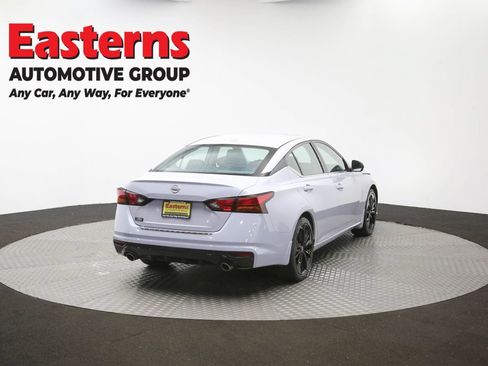 Used 2023 Nissan Altima 2.5 SR w/ SR Premium Package FWD image 41
