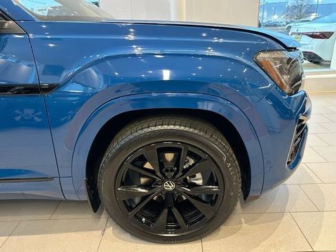 New 2026 Volkswagen Atlas SEL Premium R-Line image 7