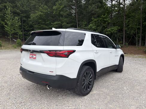 Used 2023 Chevrolet Traverse RS w/ LPO, Floor Liner Package FWD image 22