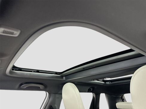 Certified 2025 MINI Cooper S FWD image 16