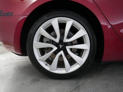 Used 2020 Tesla Model 3 Performance image 18