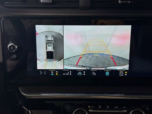 Used 2023 GMC Sierra 1500 Denali w/ Technology Package image 13