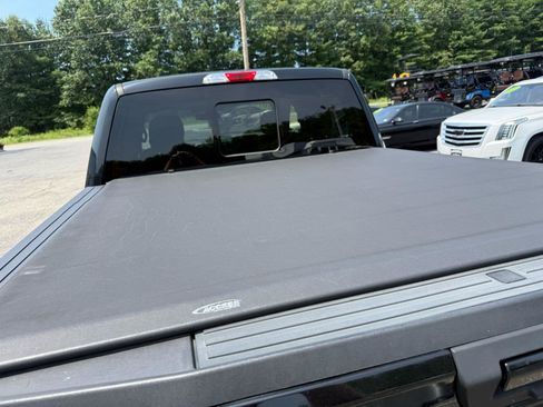 Used 2018 Ford F150 XLT w/ Equipment Group 302A Luxury AWD/4WD image 11