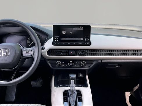 Used 2025 Honda HR-V LX image 9