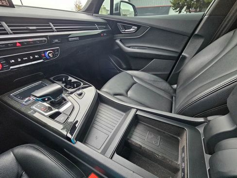 Used 2019 Audi Q7 3.0T Premium Plus w/ Premium Plus Package image 36