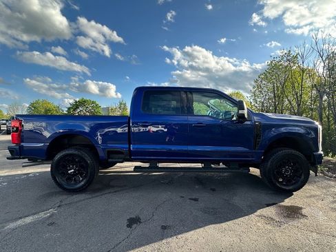 New 2026 Ford F350 XLT w/ XLT Premium Package AWD/4WD image 4