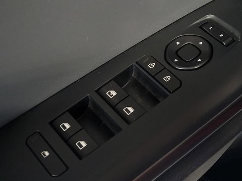 Used 2025 Kia K4 FWD image 27