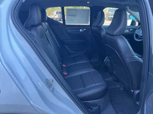 New 2026 Volvo XC40 B5 Plus w/ Protection Package Premier image 33