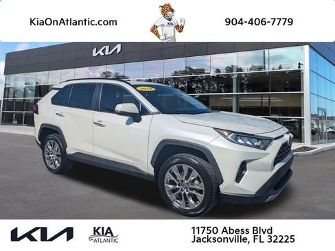 Used 2019 Toyota RAV4 Limited w/ Cold Weather Package FWD image 1