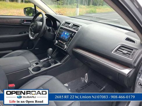 Used 2019 Subaru Outback 3.6R Limited AWD/4WD image 14