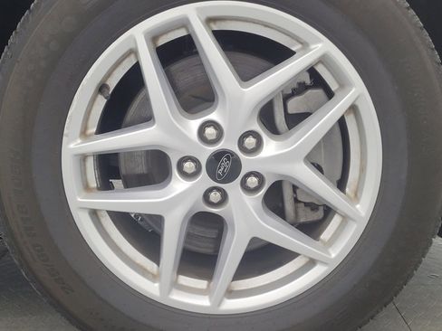 Used 2024 Ford Edge SEL image 31