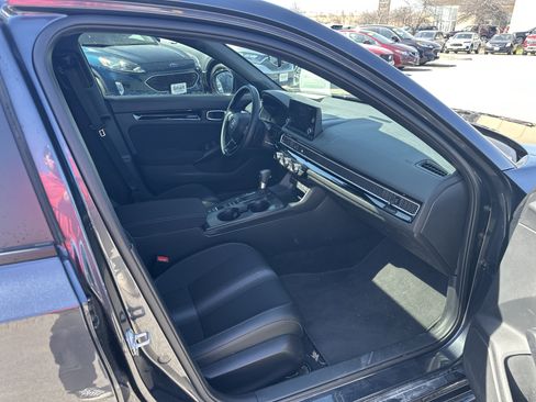 Certified 2025 Honda Civic Sport image 15