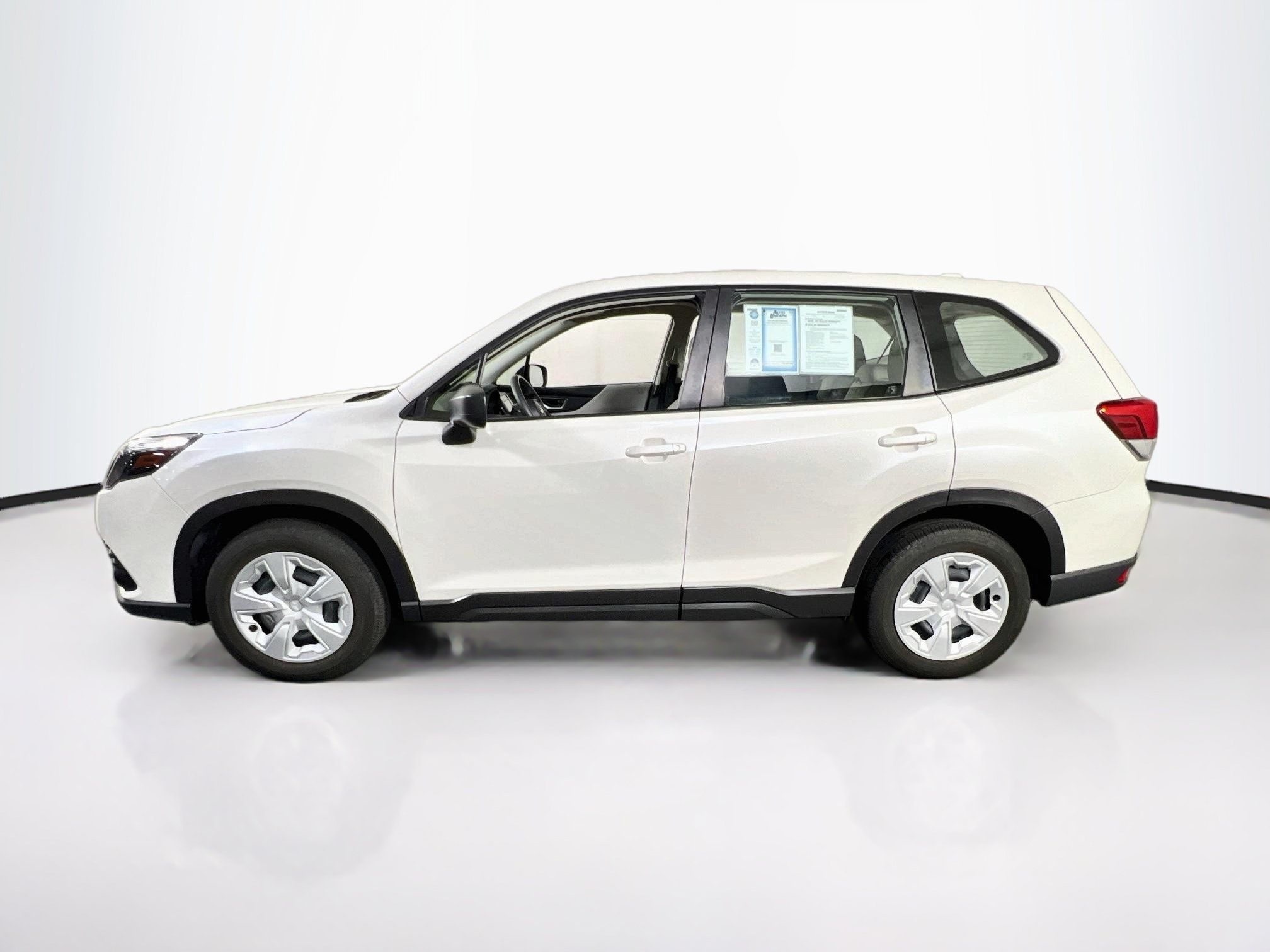 Used 2023 Subaru Forester AWD/4WD image 8