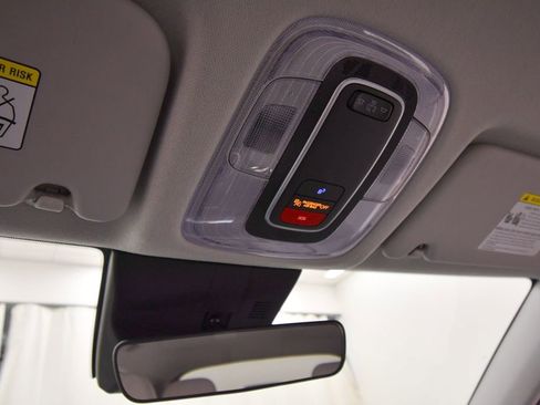 Used 2025 Hyundai Kona SEL image 28